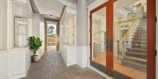 Image 3: Breezeway Entrance