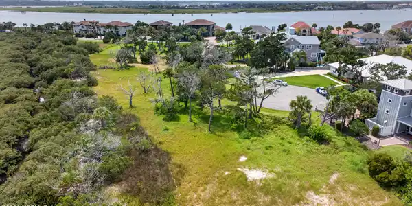 115 FIDDLER CRAB Lane