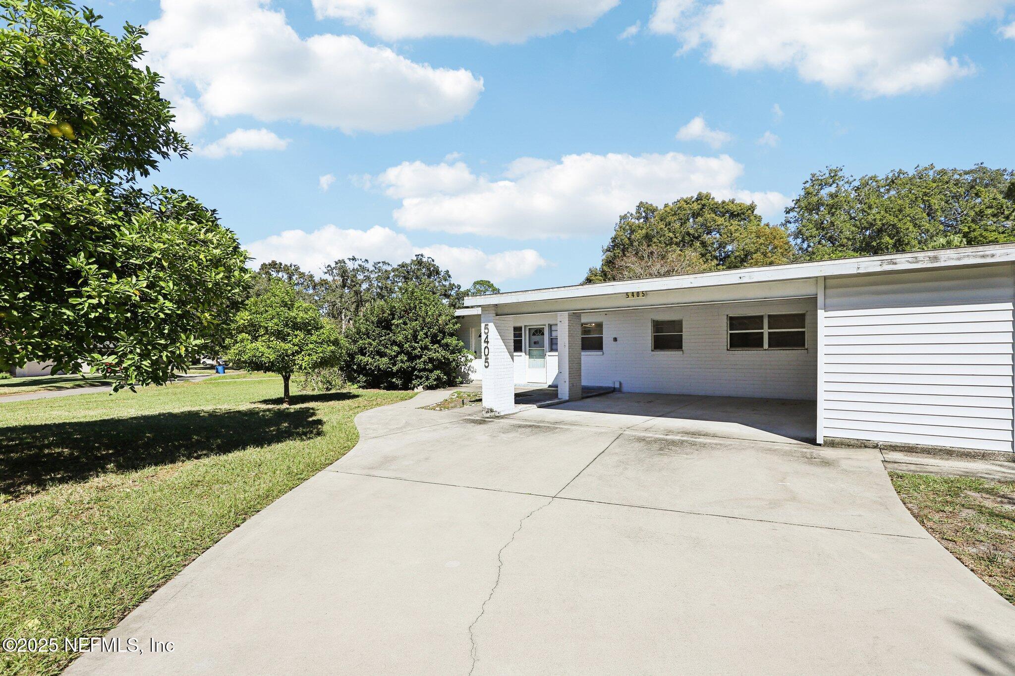 Image 2: 5405 MATANZAS WAY