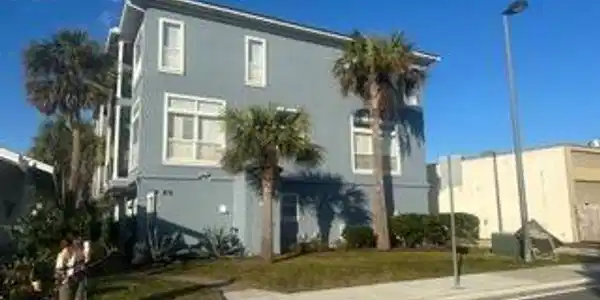 310 2ND Street S