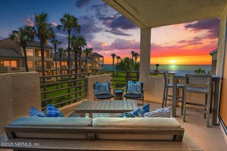 728 SPINNAKERS REACH Drive