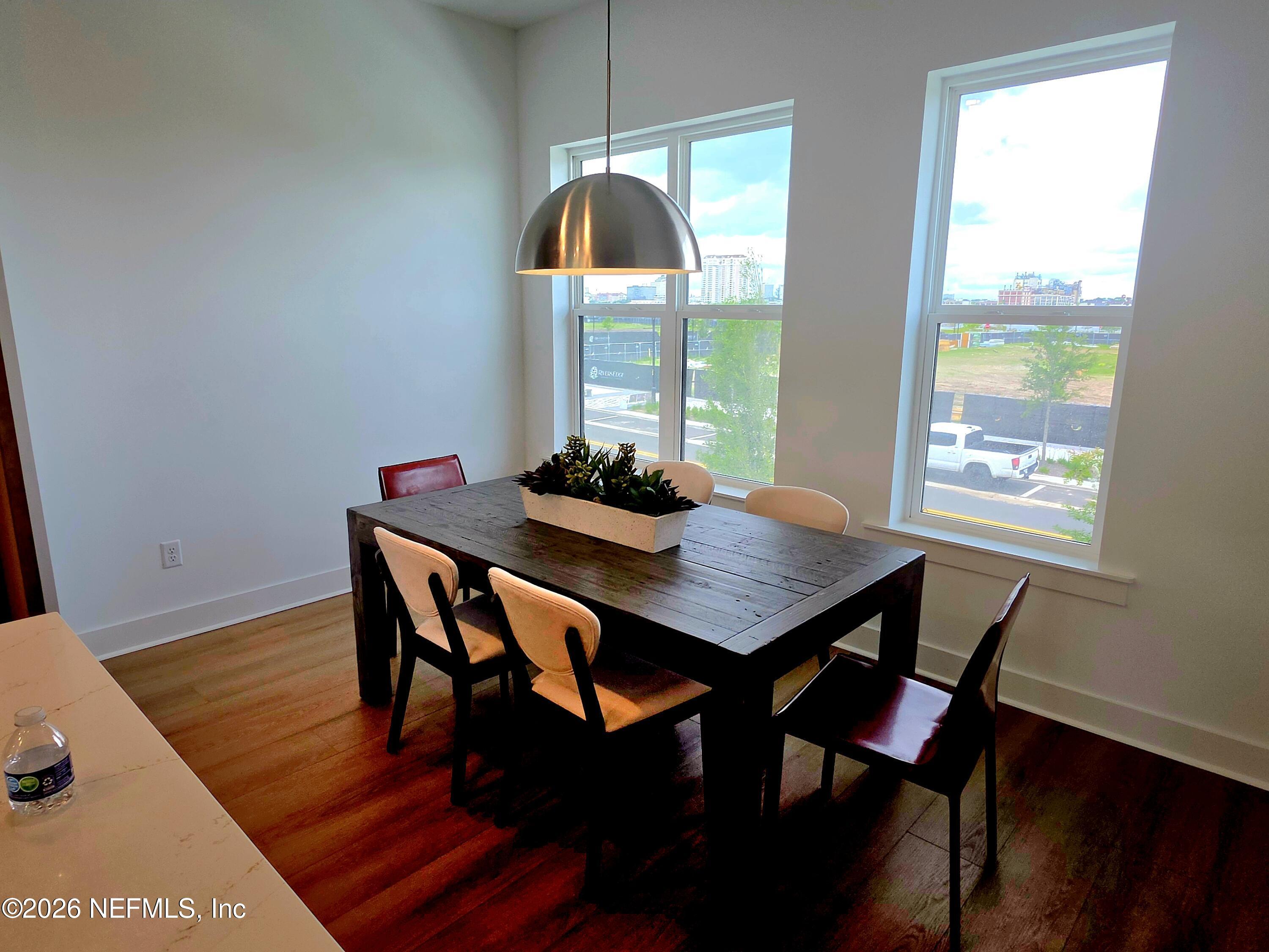 Image 4: RiversEdge 29