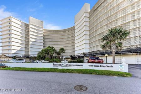 1601 S OCEAN Drive