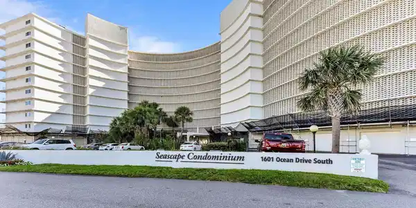 1601 S OCEAN Drive