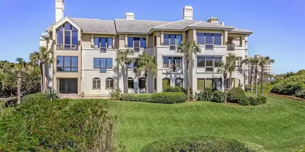 6509 SPYGLASS Circle