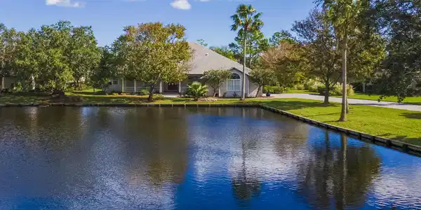 163 HERONS NEST LN
