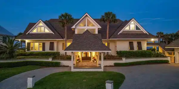 4 OCEAN RIDGE Court