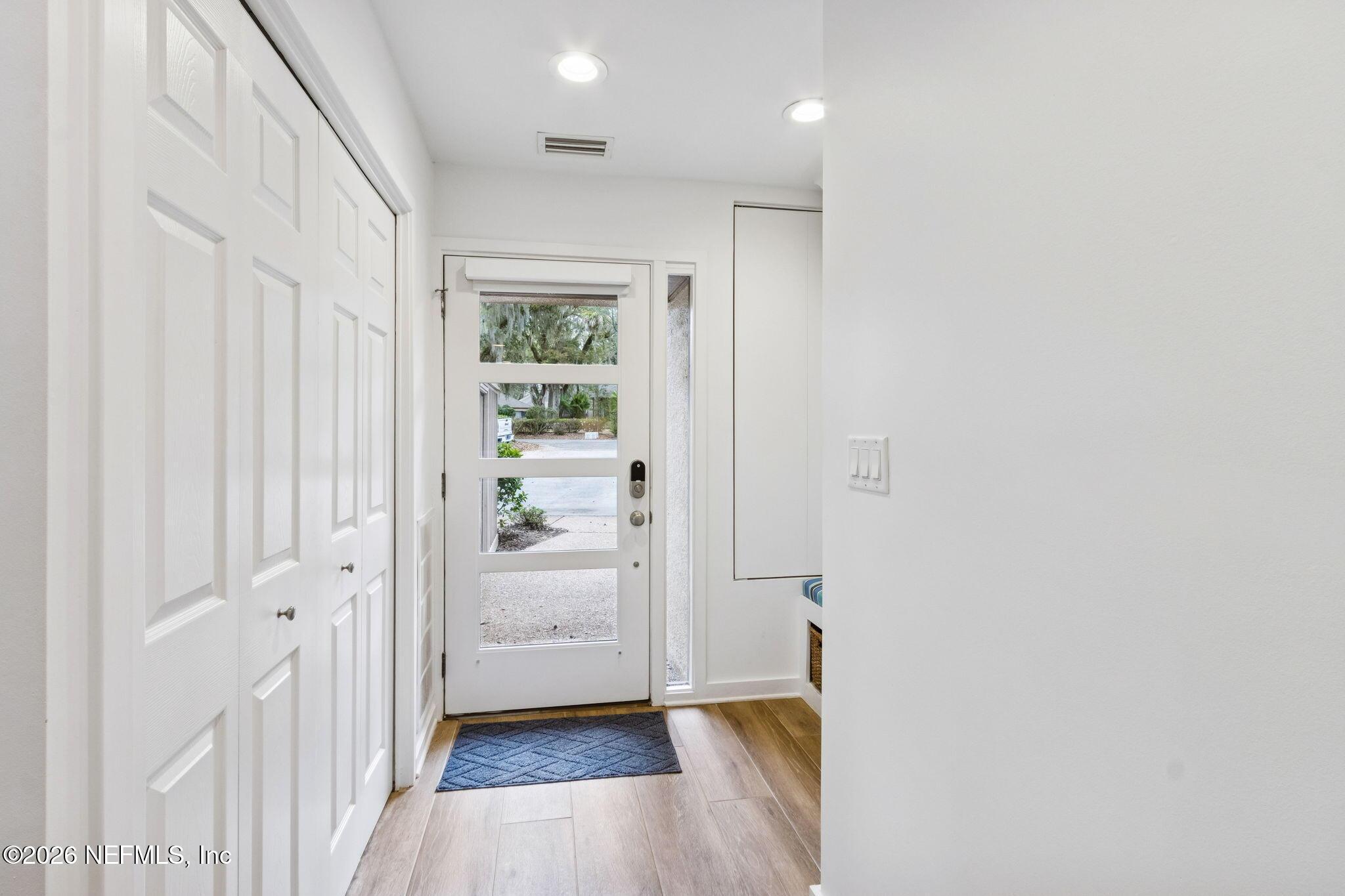 Image 4: 8-web-or-mls-3211 Sea Marsh Rd-9