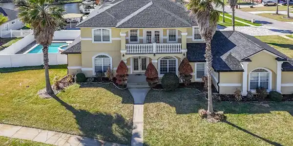 Image 2: aeriel full front with pool