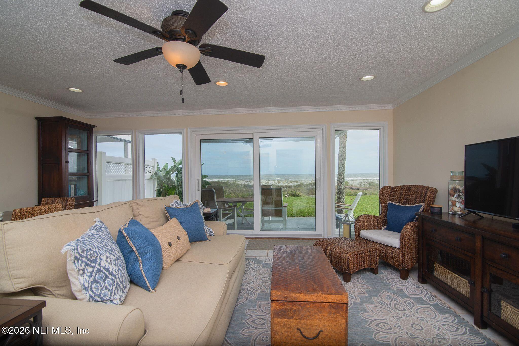 Image 4: Million dollar views From Ocean Room