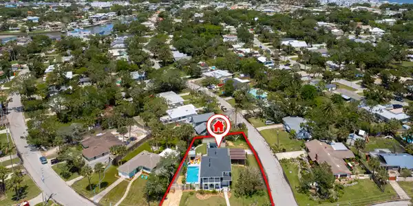 274 S MATANZAS Boulevard