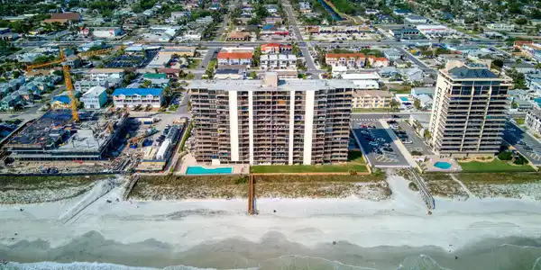 Image 2: Drone - View 5