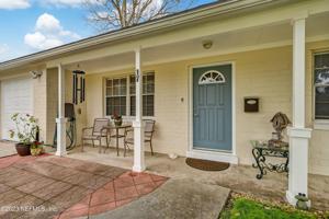17 BURLING WAY