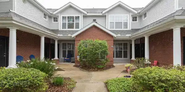 33111 HARBOUR VISTA CIR
