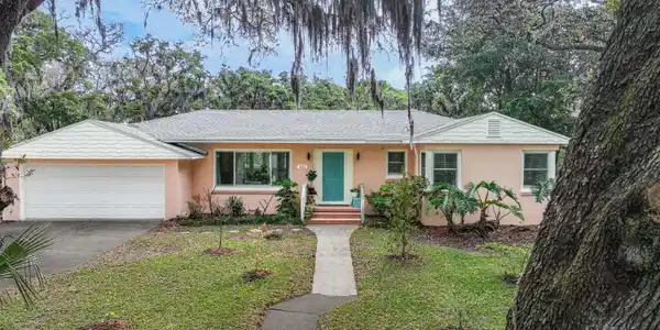 1860 HIGHLAND Drive