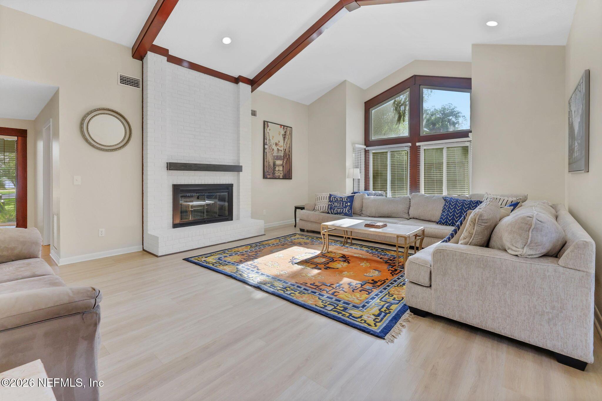Image 4: 43-web-or-mls-036A8585