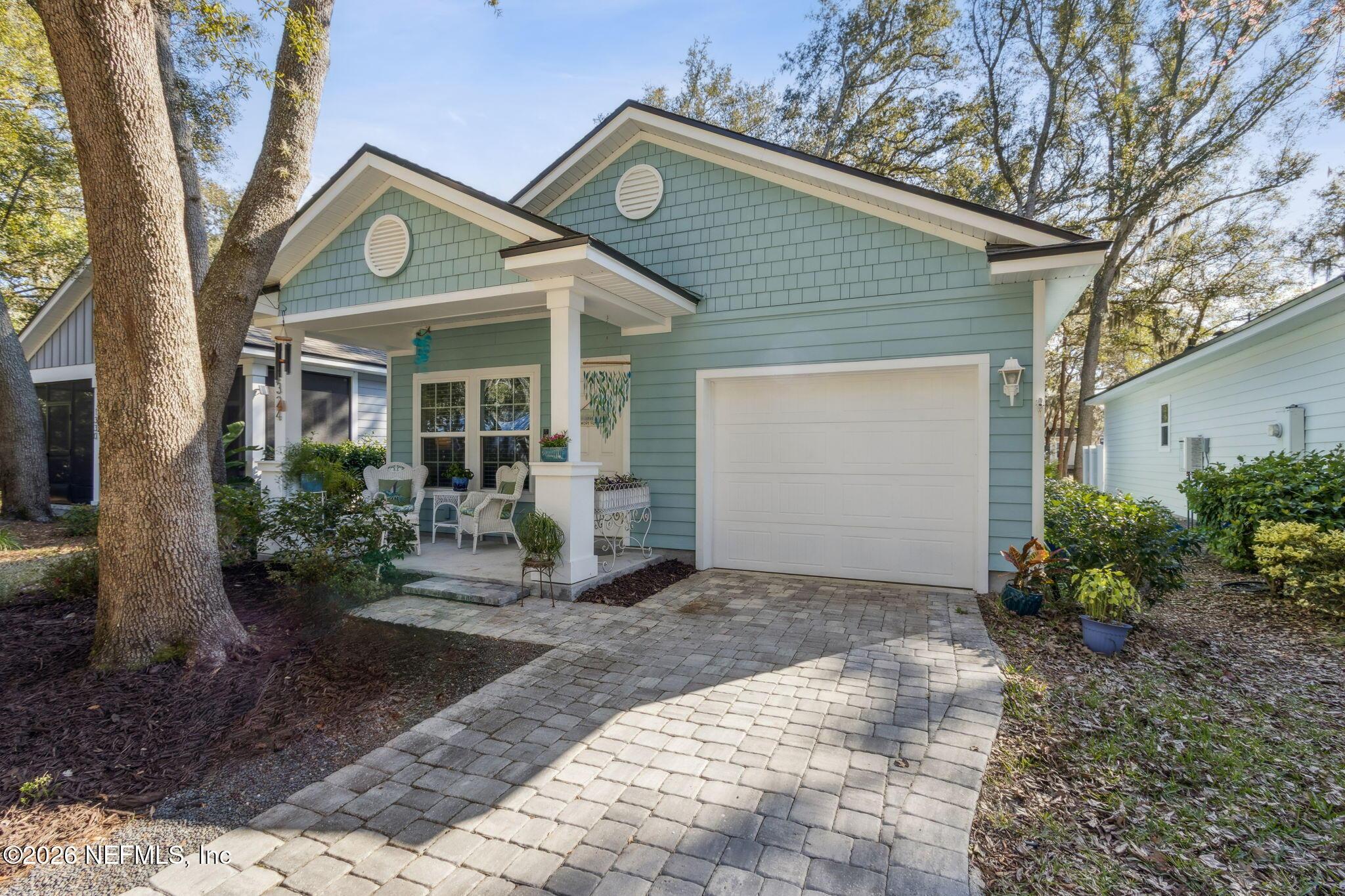 Image 3: 5-web-or-mls-1324 Fir St-2