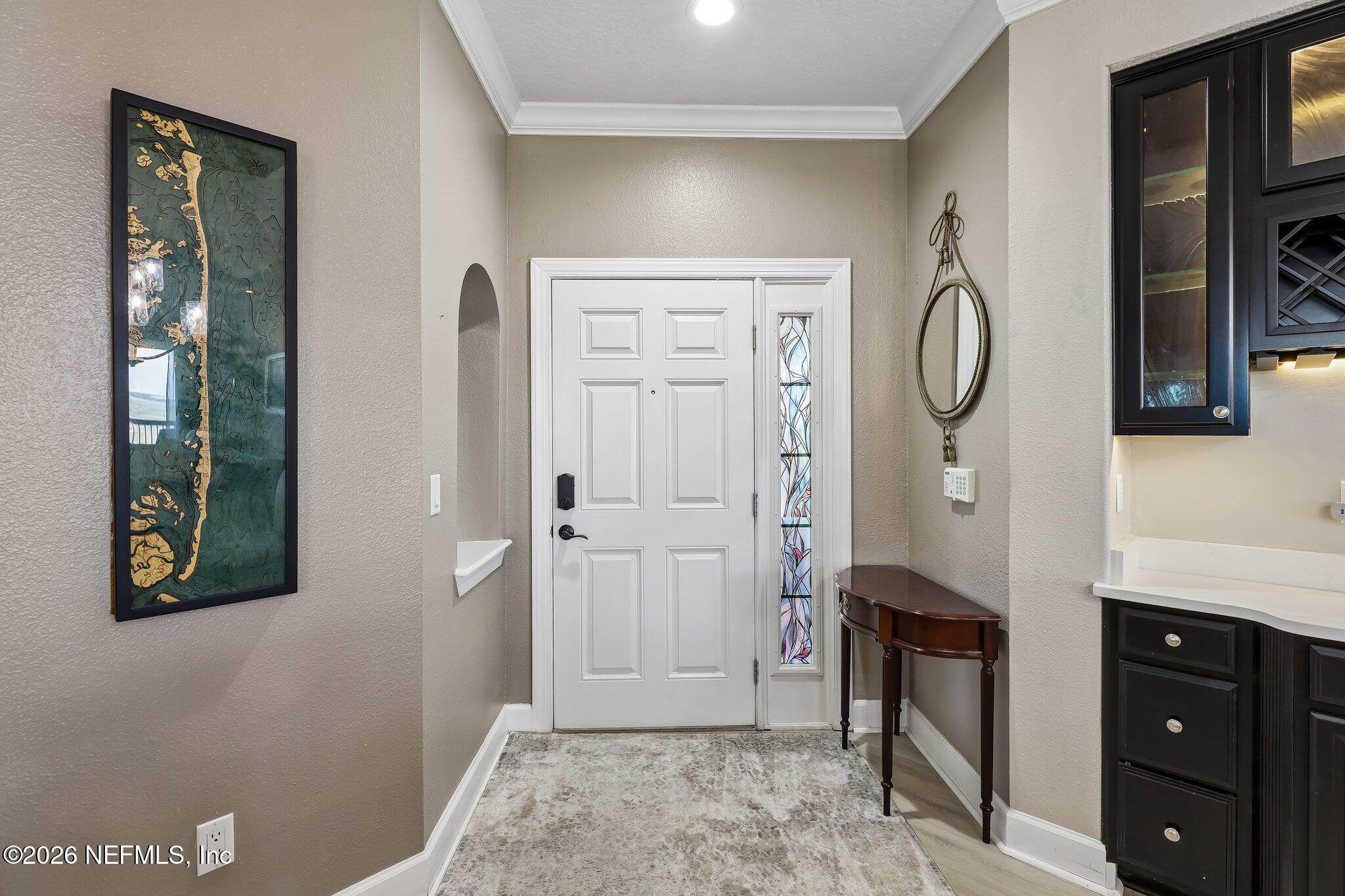 Image 3: Unit #306 Foyer