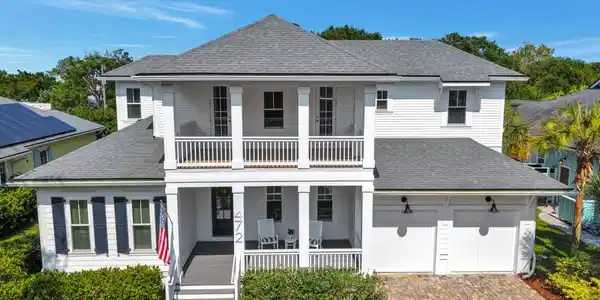 Image 3: Front Exterior 3