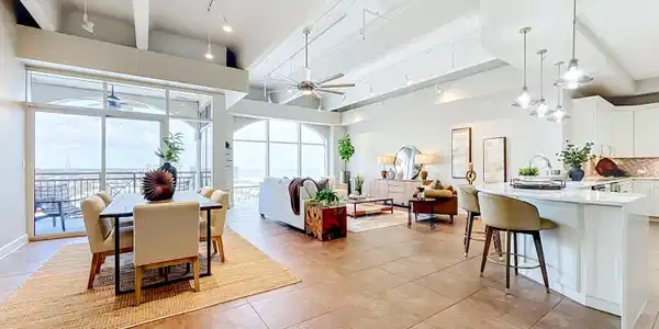 320 1ST Street N