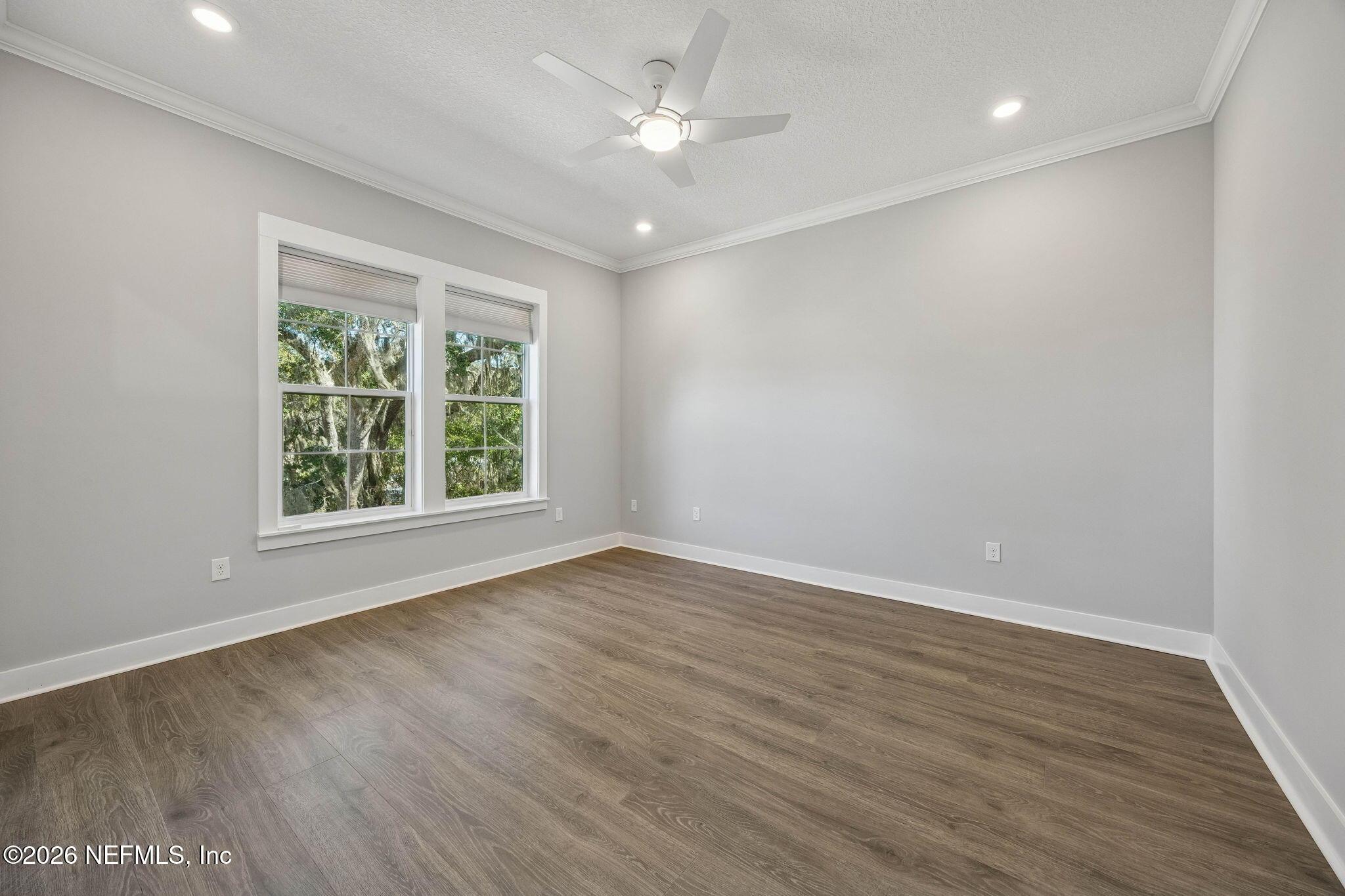 Image 3: 22-web-or-mls-96143 Hanging Moss Dr (22