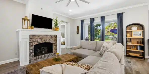 Image 3: 14-web-or-mls-96452 Grande Oaks Ln (14 o