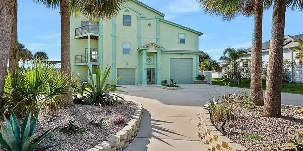 3010 PAINTERS Walk