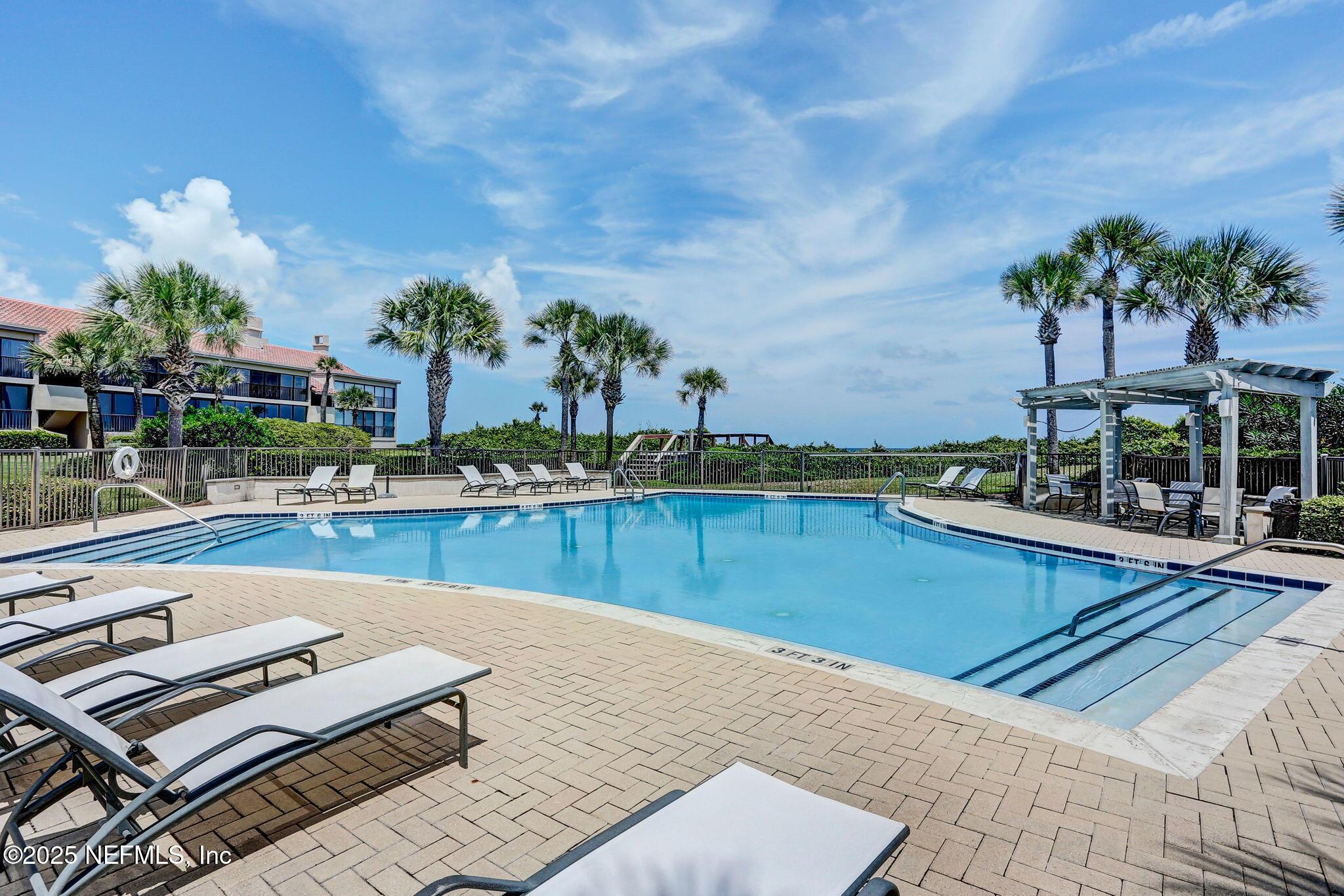 Image 2: 71-web-or-mls-Seaside Retreat ALL BUILDI
