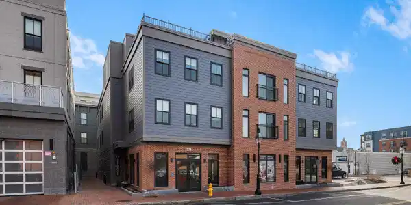238 Deer Street