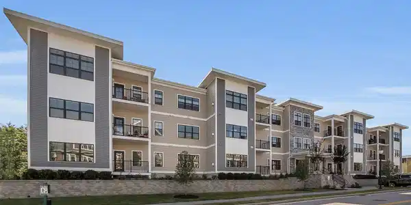 55 Pointe Place