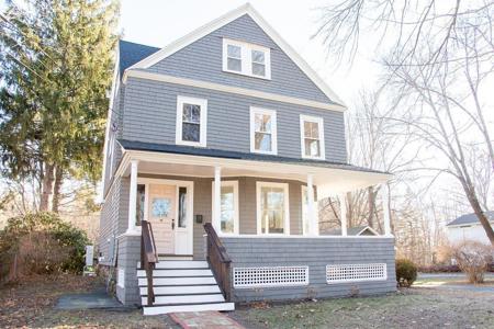 746 Middle Road