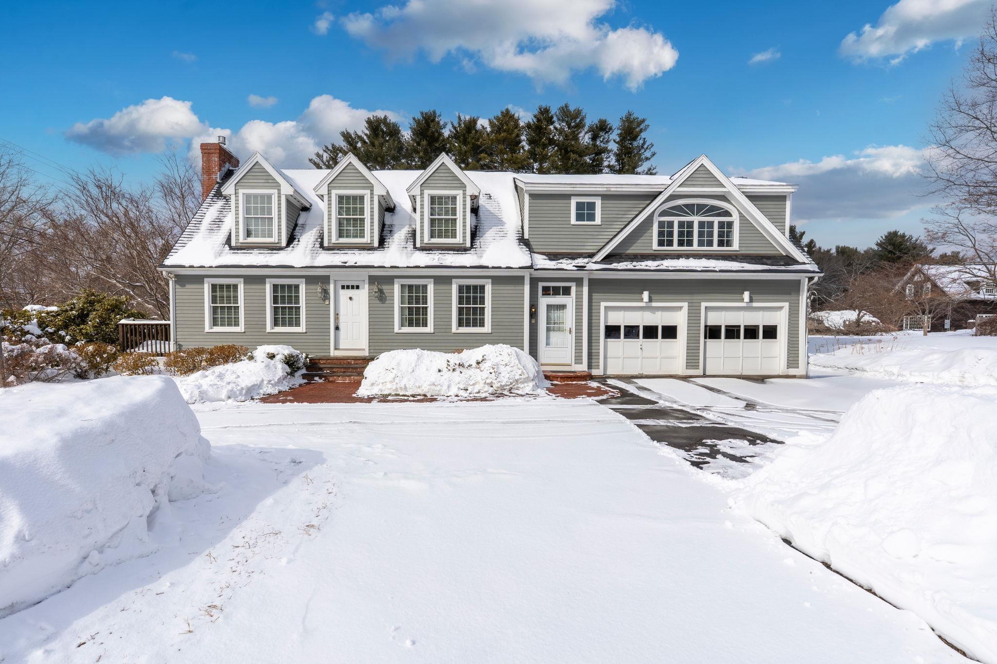 Image 3: Front Exterior