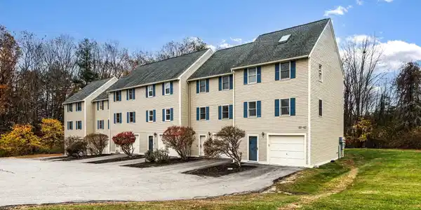 60 Fords Landing Drive