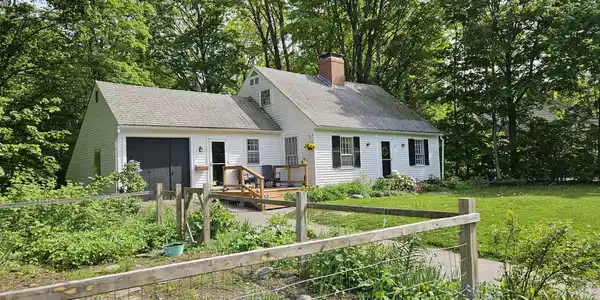 38 Woodman Road