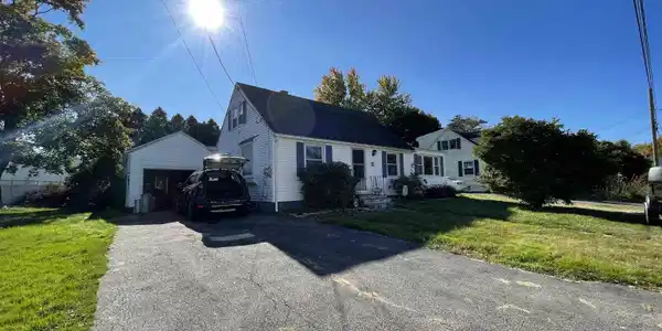 4 Elliot Park
