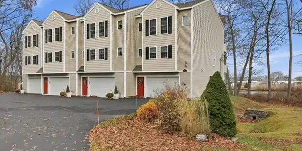 10 Hemlock Street