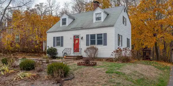 26 Stevens Court