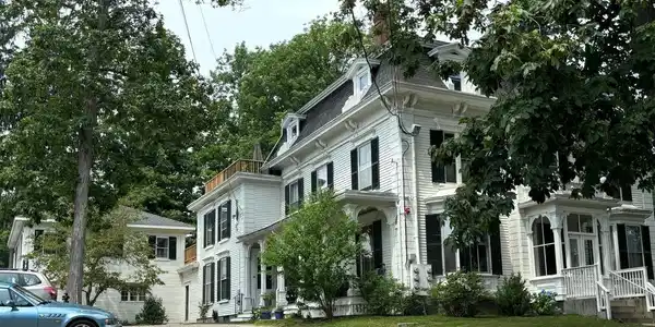27 Cushing Street