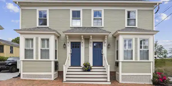 213 Gates Street