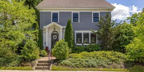 140 Lincoln Avenue