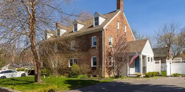 9 Elder Street