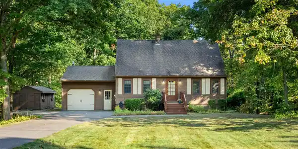 14 Folsom Drive