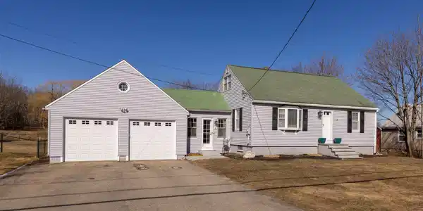 48 Rollins Road