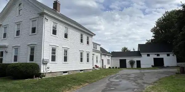 23 Post Road