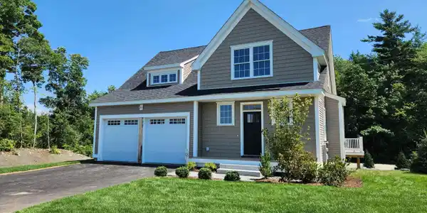 18 Summit Circle