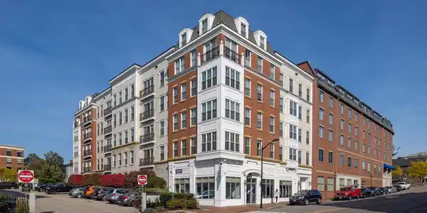 77 Hanover Street