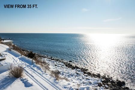 11 Great Boars Head Avenue