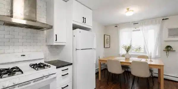 Image 3: Virtually Staged Image 3: Virtually Staged