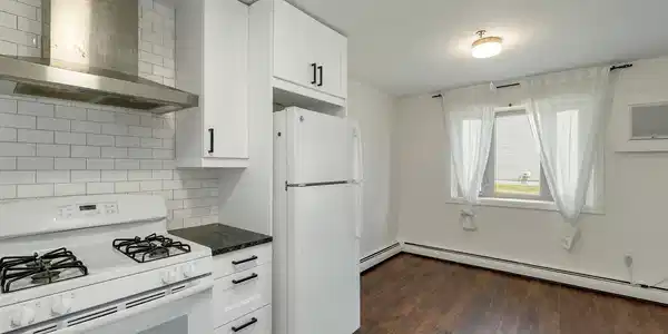 Image 4 Image 4