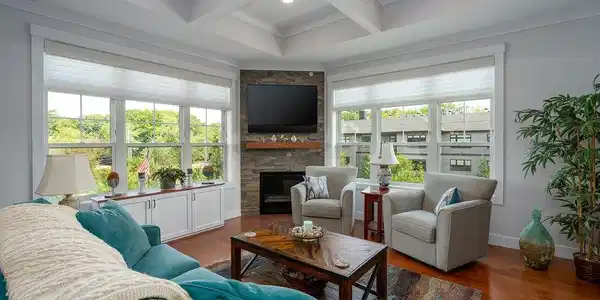2075 Lafayette Road